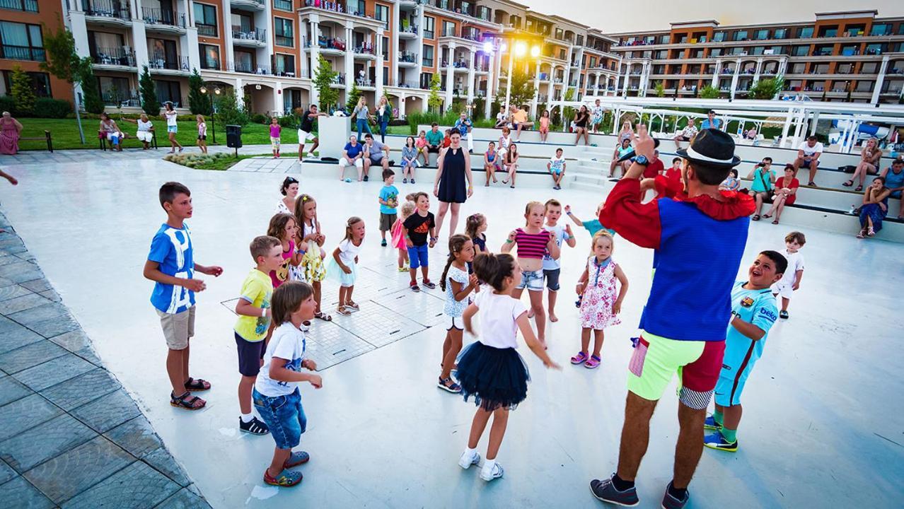 Premier Fort Beach - Premium Apartments Sveti Vlas Bagian luar foto