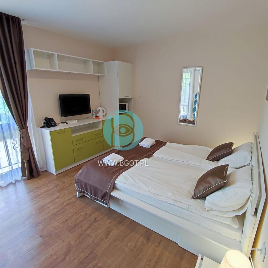 Premier Fort Beach - Premium Apartments Sveti Vlas Bagian luar foto