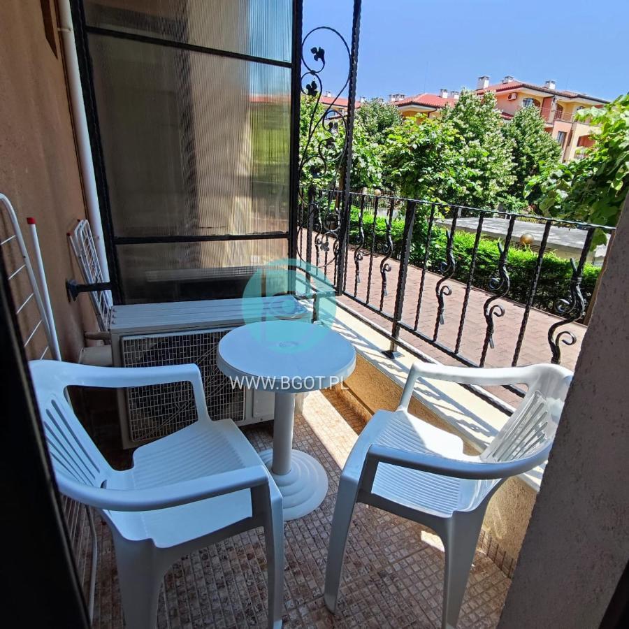 Premier Fort Beach - Premium Apartments Sveti Vlas Bagian luar foto