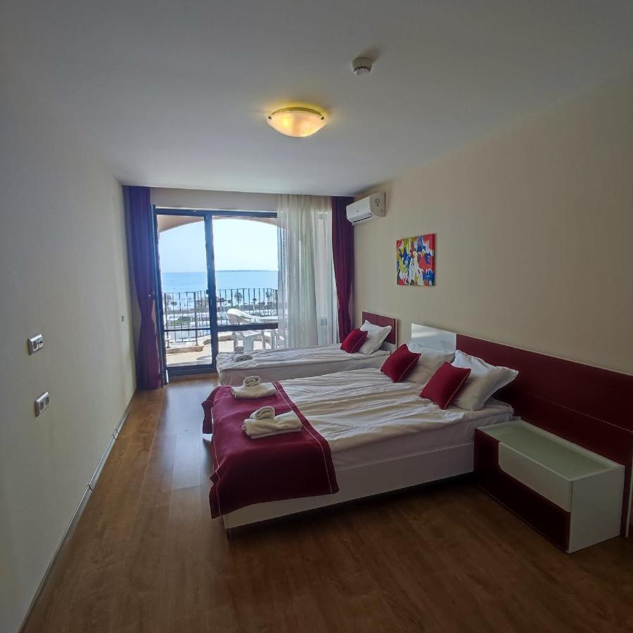 Premier Fort Beach - Premium Apartments Sveti Vlas Bagian luar foto