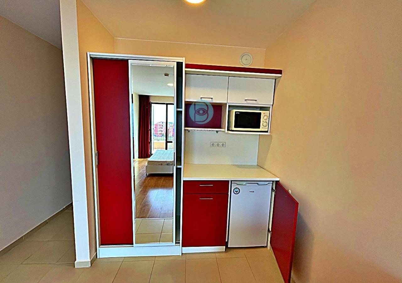 Premier Fort Beach - Premium Apartments Sveti Vlas Bagian luar foto